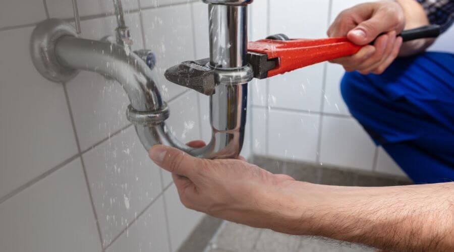 Expert burst pipe repair services in Martindale, TX